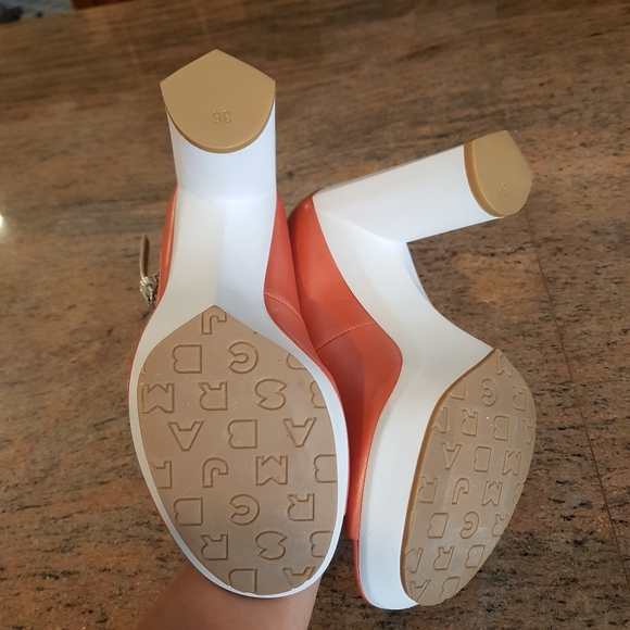Marc by marc jacobs orange/silver pumps - Picture 6 of 6